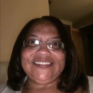 Meet your Posher, Evelyn